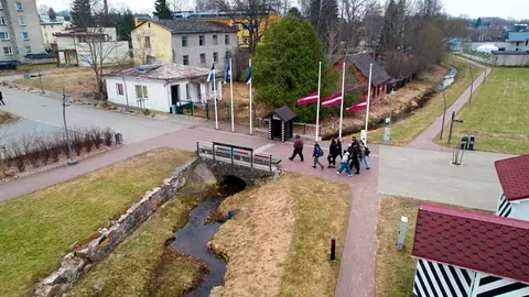 Dos países, una ciudad: jóvenes en la frontera entre Estonia y Letonia