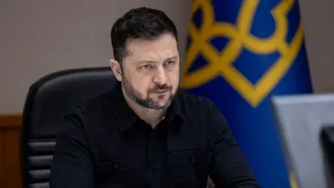 Ucrania firma acuerdos de defensa con Emiratos Árabes Unidos y Qatar