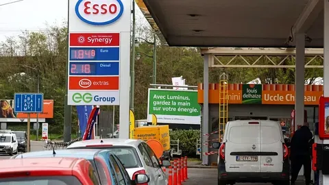 Nuevas Tensiones en el Estrecho de Ormuz Afectan los Precios del Combustible en Europa
