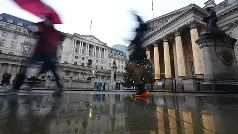El Banco de Inglaterra mantiene tipos de interés en 3,75% mientras la inflación sigue alta