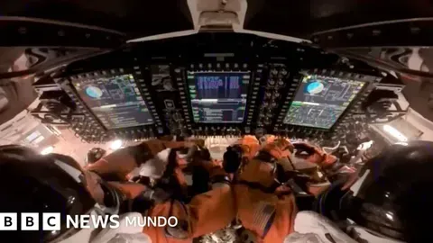 La tripulación de Artemis II inicia su reingreso a la Tierra