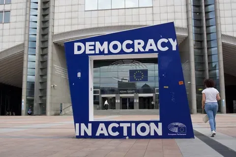 La UE discute ayuda a Ucrania y relaciones con Israel
