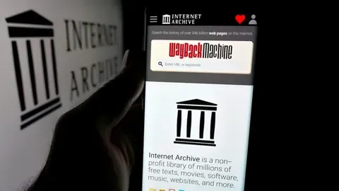 La Wayback Machine: nuestra memoria digital en peligro