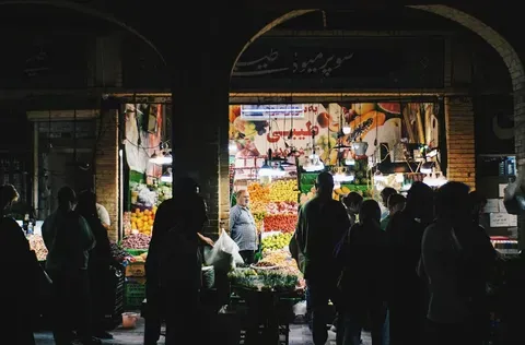 Impacto del cierre del estrecho de Ormuz en el suministro de alimentos en Irán