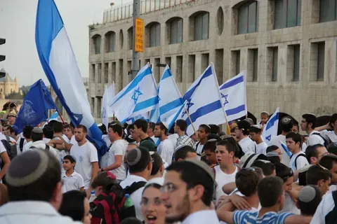 Finlandia e Israel avanzan a la final de Eurovisión marcada por boicots