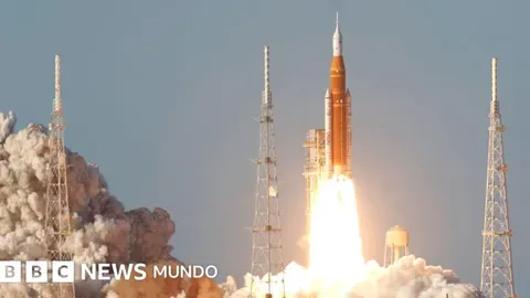La misión Artemis II de la NASA inicia su viaje hacia la Luna