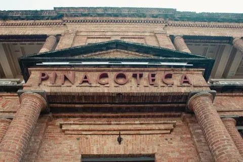 Mona, la IA que gestiona un café en Estocolmo