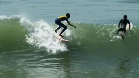 Escuela de Surf en Dakar: Devolviendo la Esperanza a las Niñas