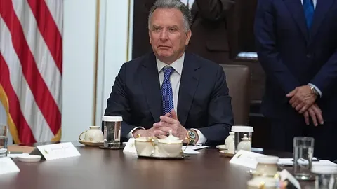 Reunión Constructiva entre EE.UU. y Rusia sobre la Paz en Ucrania