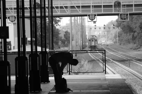 Colisión de Trenes en Dinamarca: Un Trágico Accidente que Deja Heridos