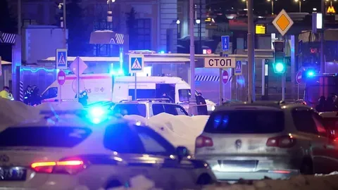 Trágico atentado en Moscú deja un policía muerto y dos heridos