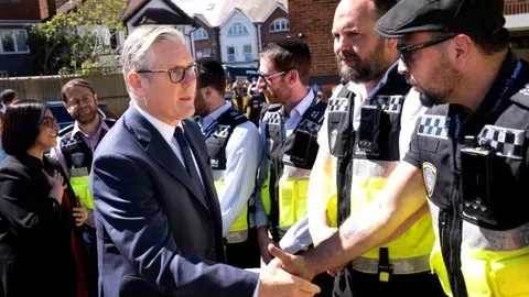 Apuñalamiento de dos hombres en Londres