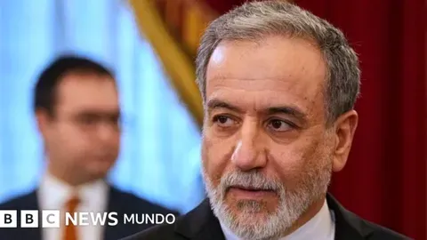 Irán denuncia la "aventura militar temeraria" de EE.UU.