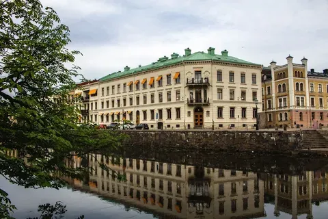Suecia insta a centrar esfuerzos en sanciones y descartar negociaciones con Rusia