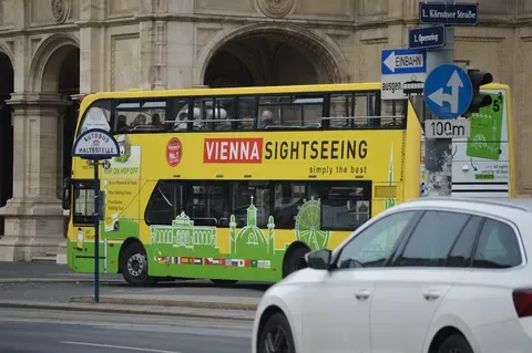 Viena revela un monumental mural en el contexto de Eurovisión