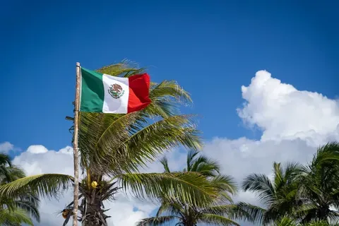 La Armada de México Localiza Veleros con Ayuda a Cuba