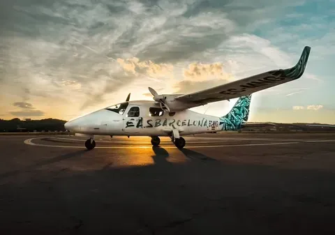 Un avión español en misión de rescate en Irán
