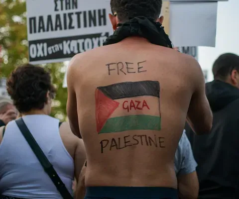 Gaza Llorando la Pérdida del Periodista Mohammed Wishah