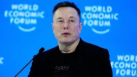Grok, el chatbot de Elon Musk, tiene problemas con el contenido antisemita
