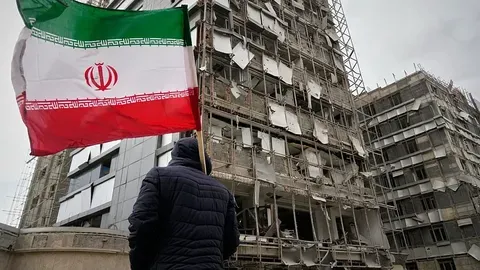 La angustia de los iraníes y libaneses en Francia por la guerra en casa