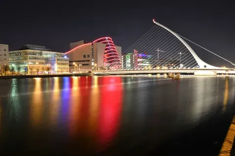 Dublín y Belfast a menos de 2 horas en tren