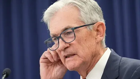 La Fed mantiene los tipos de interés: el impacto de la guerra en Irán será limitado