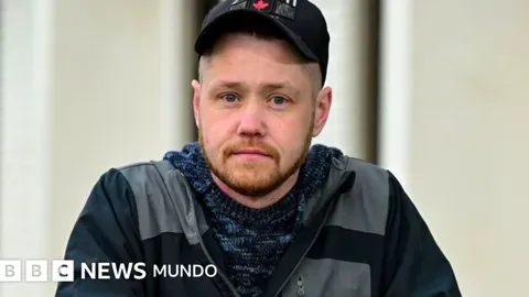 El Hombre que Desactivó un Atentado con un Abrazo