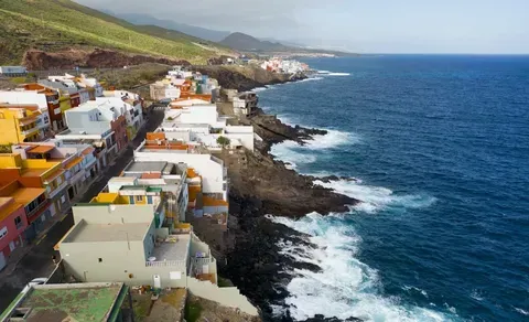 Las Islas Canarias se Preparan para Recibir el Crucero MV Hondius
