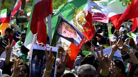 Reza Pahlavi critica las negociaciones con Irán