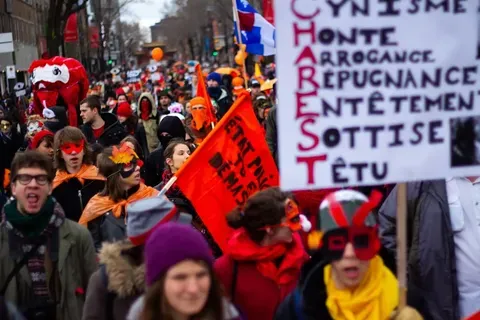 Masivas manifestaciones en Madrid por la defensa de la educación pública