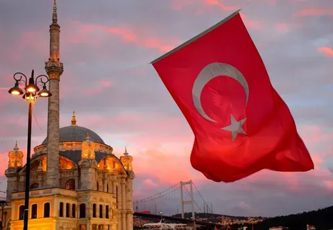 Turquía avanza en energías renovables con nueva planta solar