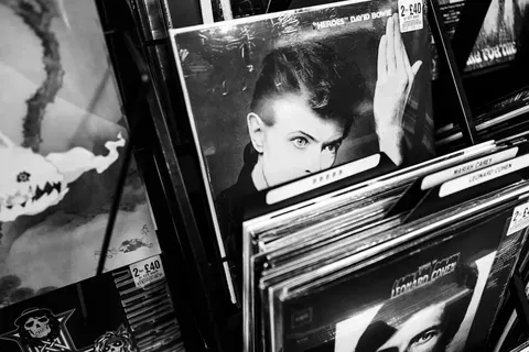 Cultura europea: Propuestas culturales de la semana con David Bowie, 'Stranger Things' y Foo Fighters