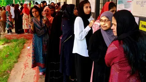 India vota en medio de la escasez de combustible