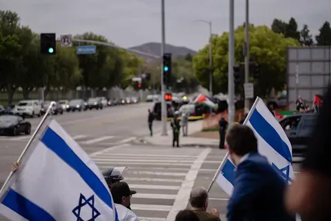 Israel Deporta a los Detenidos de la Flotilla: Un Episodio Controvertido en Aguas Internacionales