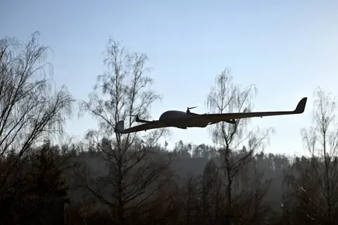 Sucumbiendo a la Eléctrica Guerra Drone: Ataques en Tuapsé