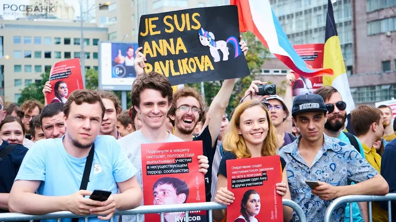 Rusia desvela polémica exposición sobre la masacre de Katyn