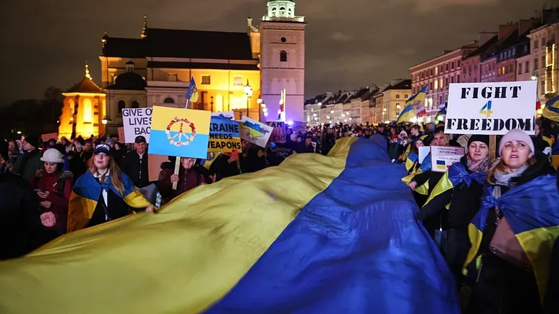 Polonia recuerda los 4 años de la invasión rusa en Ucrania
