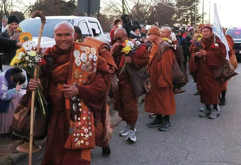 Caminatas de Paz: Actos de Solidaridad y Compasión en el Espacio Público