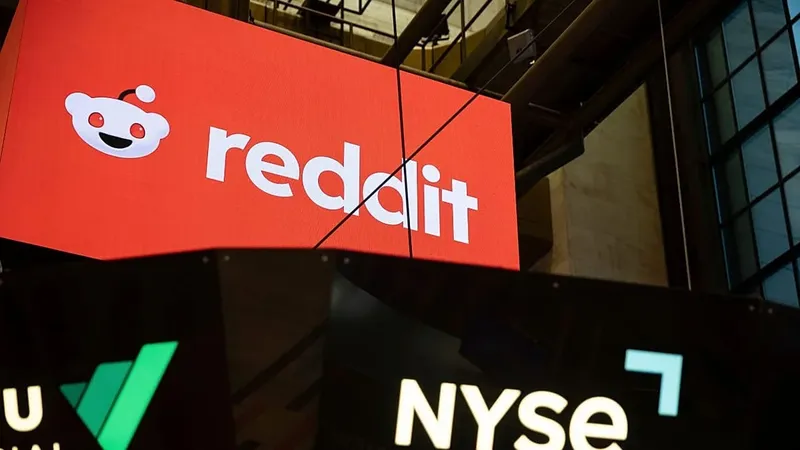 El auge de Reddit: ¿Qué es y cómo la búsqueda con IA lo hace más popular?