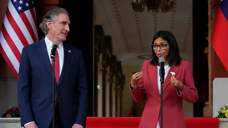 Estados Unidos y Venezuela restablecen relaciones