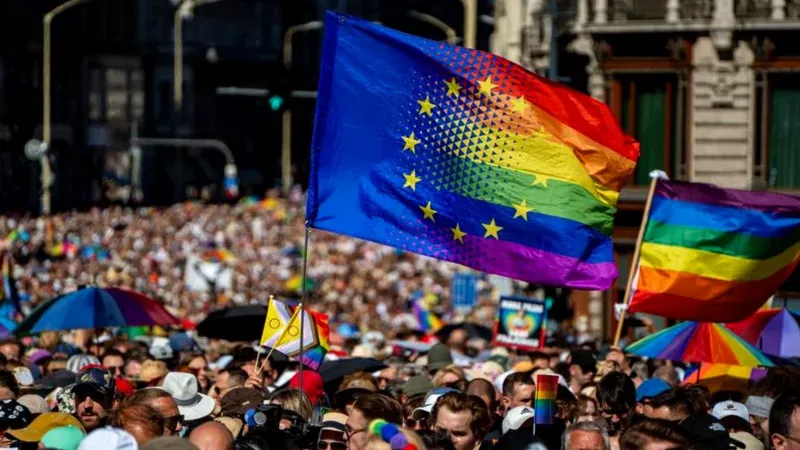 La Comisión Europea propone prohibir las terapias de conversión para la comunidad LGTBIQ+
