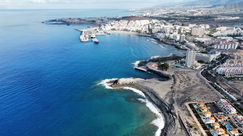 Llegada del Barco con Hantavirus Genera Preocupación en Tenerife