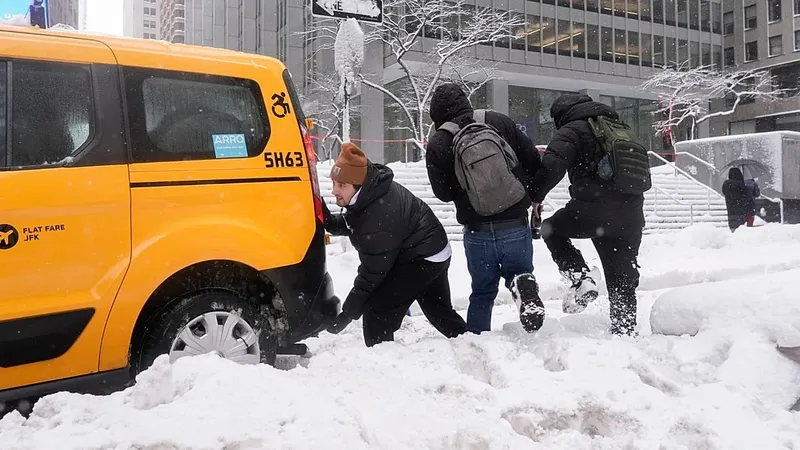 Nueva York enfrenta una gran nevada