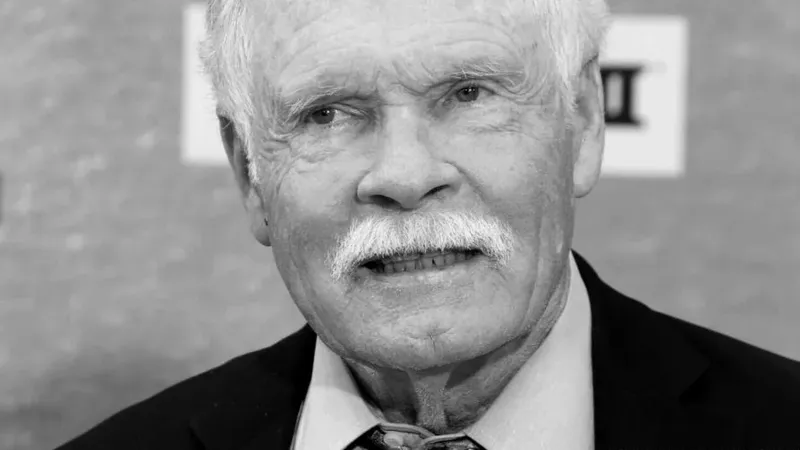Fallece Ted Turner, el Visionario Fundador de CNN y Pionero del Periodismo Televisivo