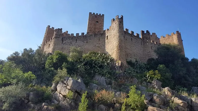 Portugal Destina Millones a Impulsar el Turismo Interior y Mitigar la Saturación Urbana