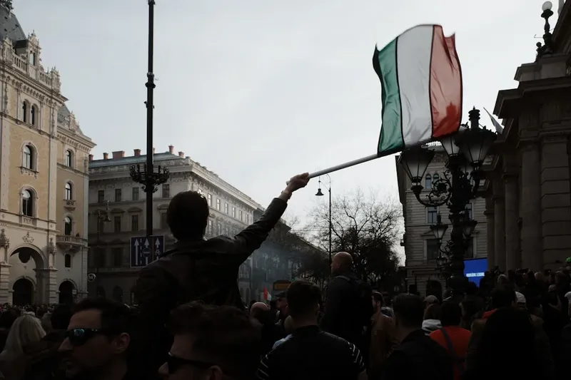 Los eurodiputados apoyan a Péter Magyar en las elecciones de Hungría