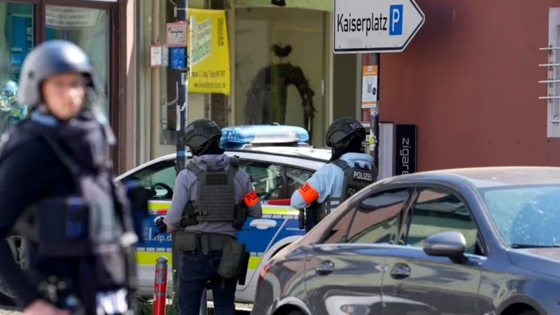 Toma de rehenes en Sinzig, Alemania: Operativo policial intensificado