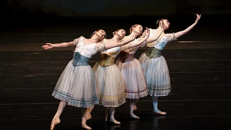 El Teatro Real Danés ilumina Astaná con su legado y eclecticismo artístico