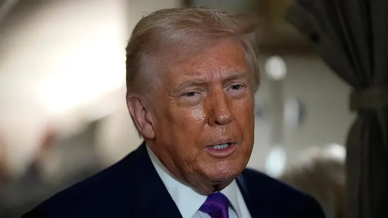 Trump advierte a Irán sobre un posible ataque