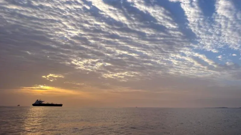 EE. UU. confiscó un barco con petróleo iraní